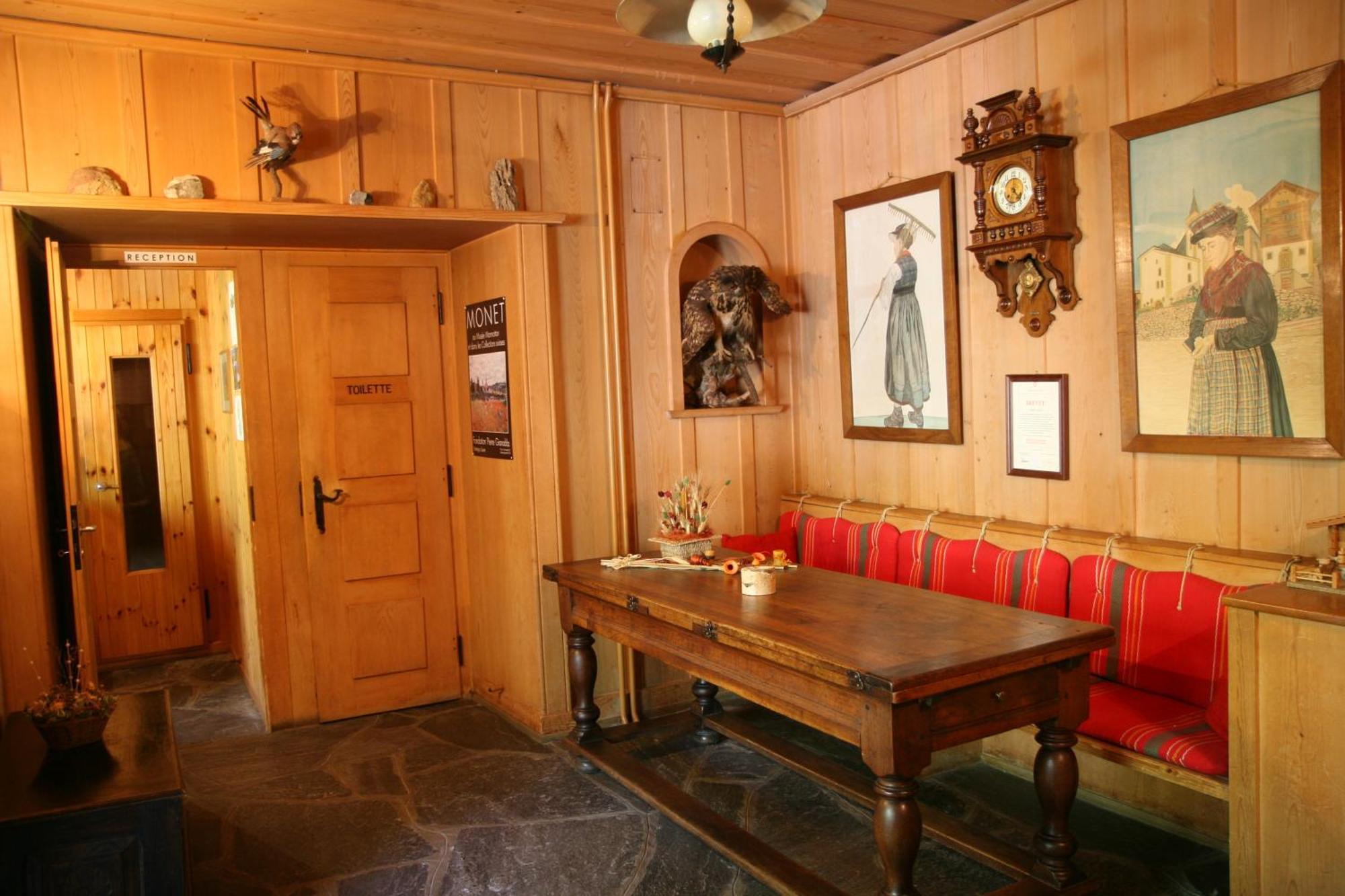 Hotel Hermitage Эволен Экстерьер фото
