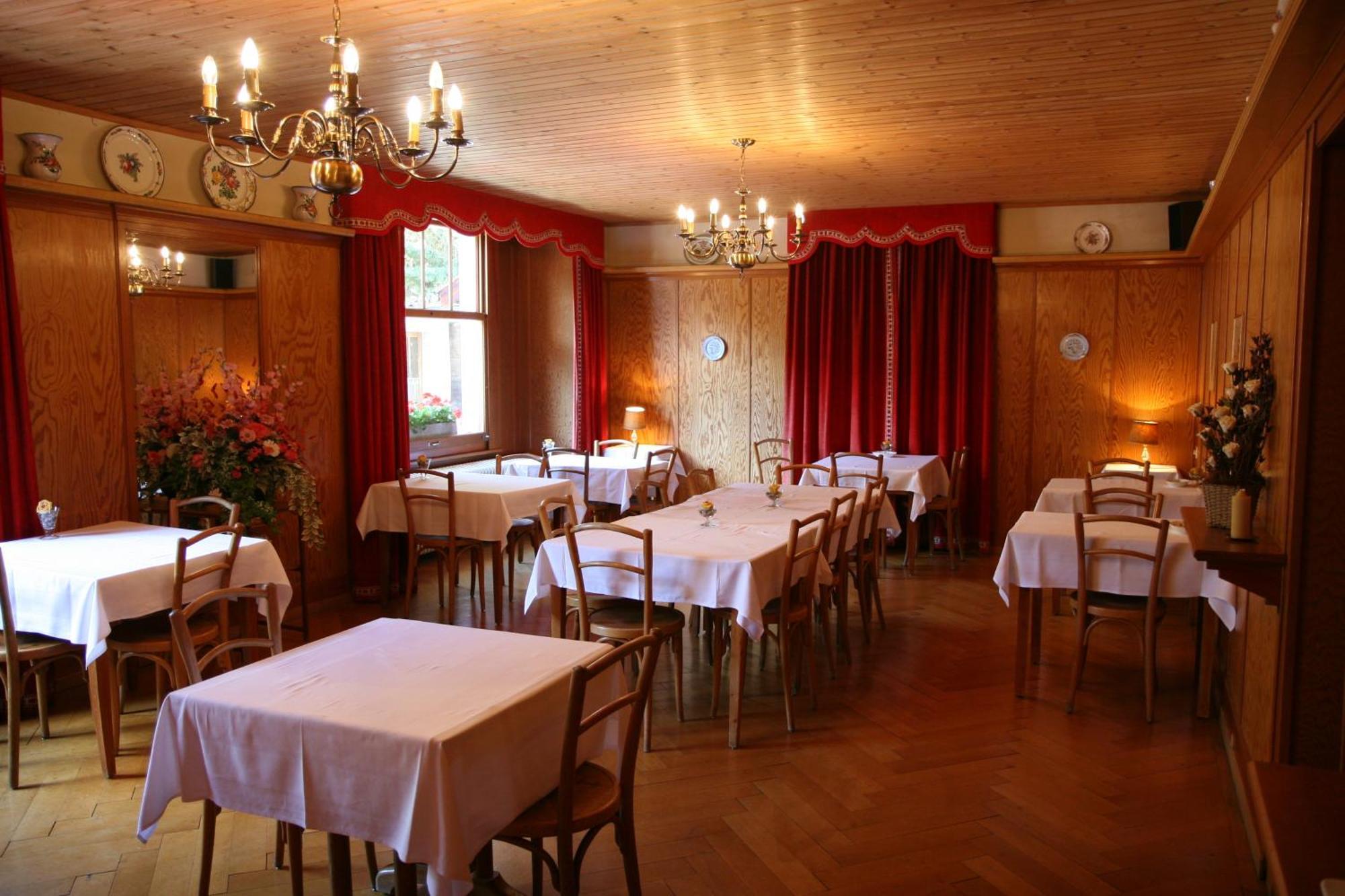 Hotel Hermitage Эволен Экстерьер фото